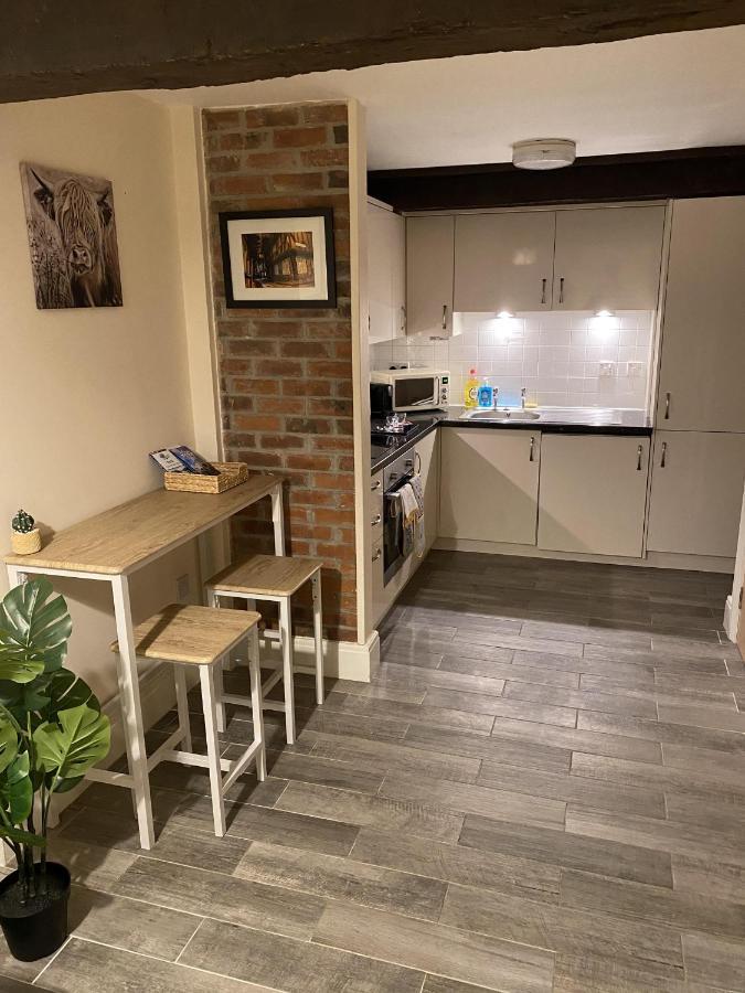 Cosy Riverside Apartment - Free Parking York Ngoại thất bức ảnh