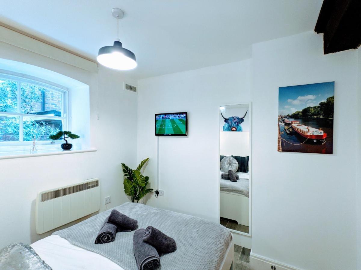 Cosy Riverside Apartment - Free Parking York Ngoại thất bức ảnh